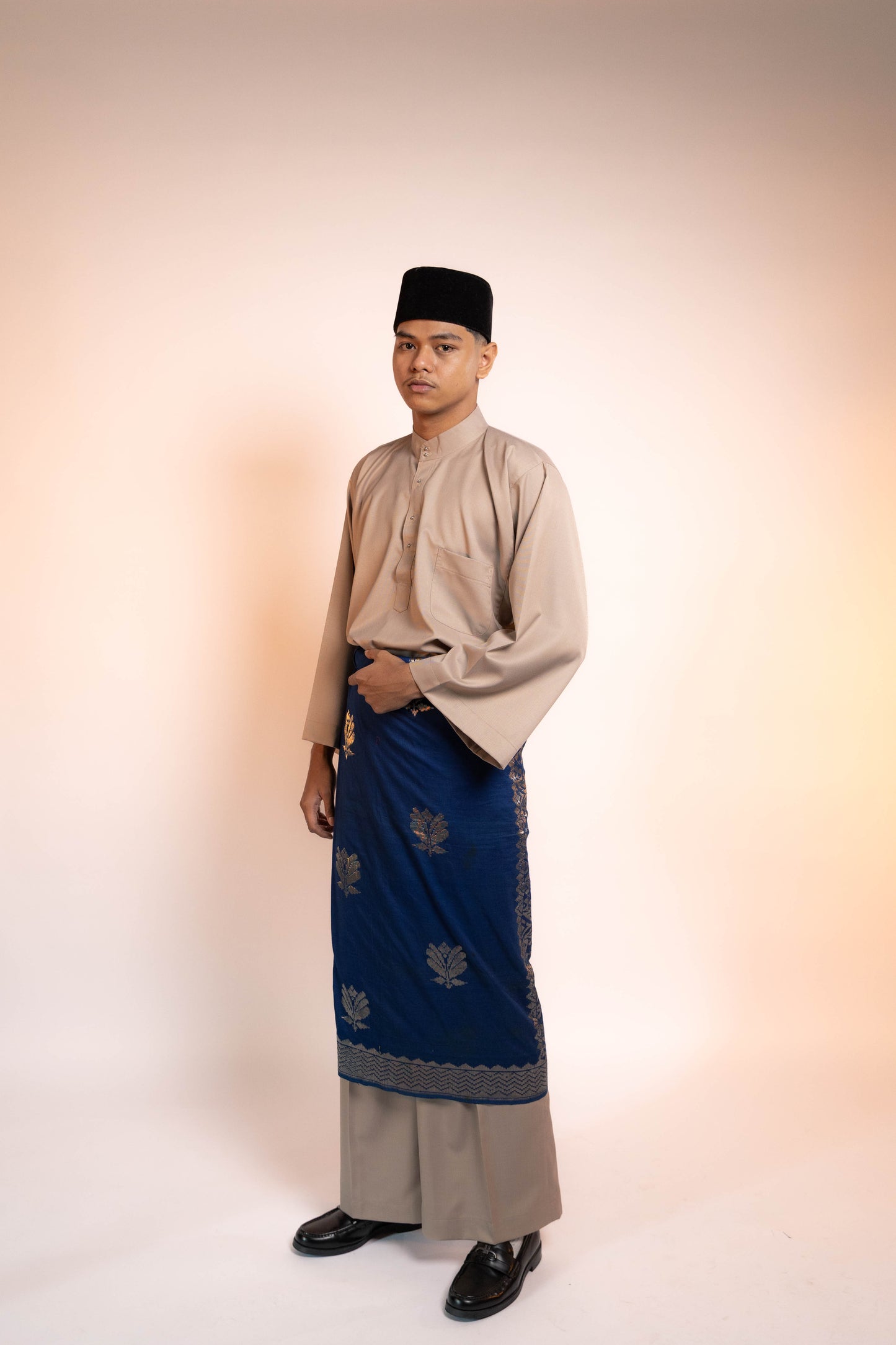 Baju Kurung Lelaki Cekak Musang [Warm Beige]