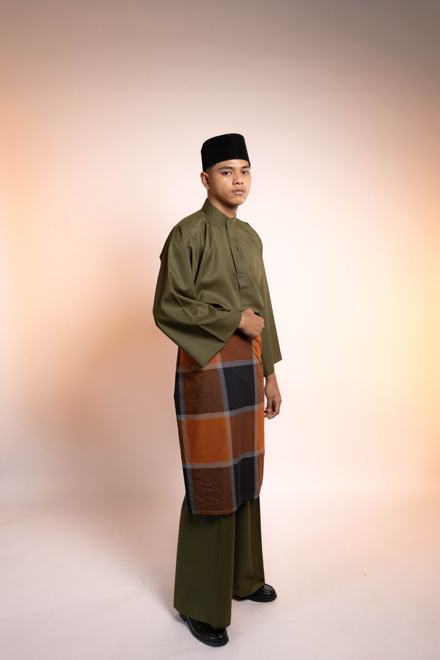 Baju Kurung Lelaki Cekak Musang [Deep Olive]