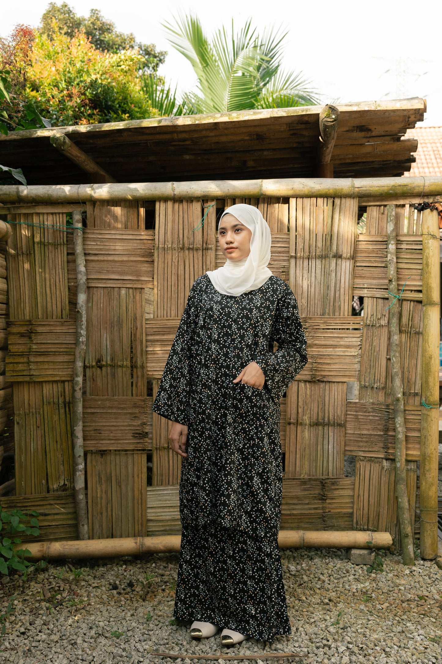 Baju Kurung Floral Perempuan [Hitam]