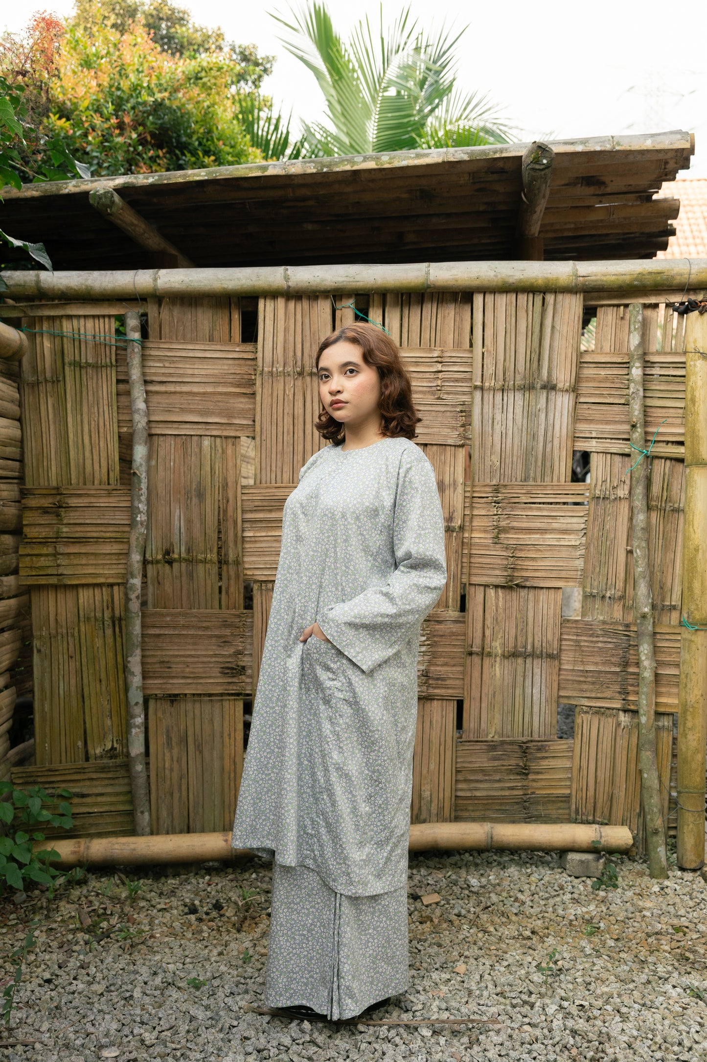 Baju Kurung Floral Perempuan [Kelabu-Hijau]