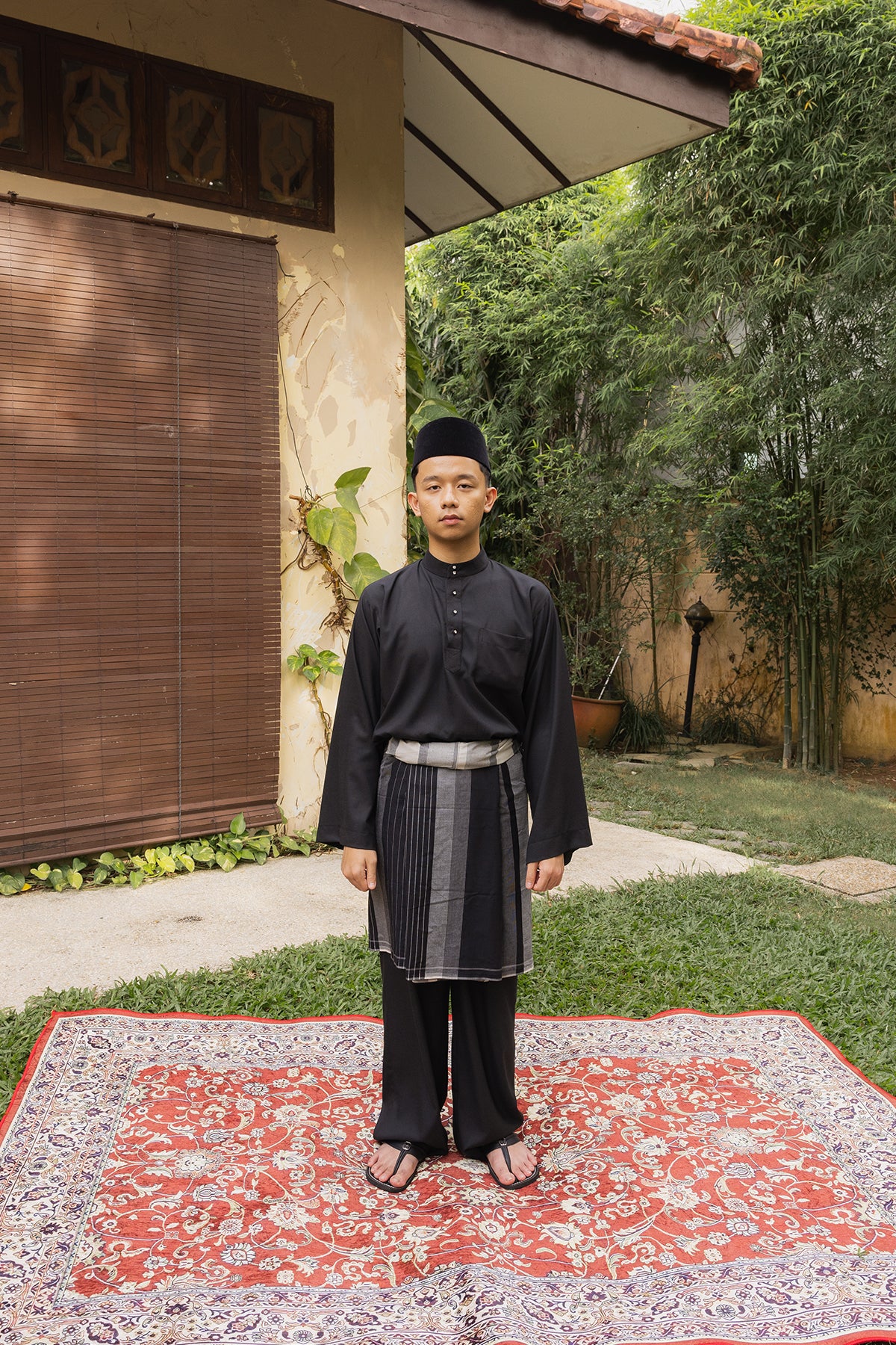 Baju Kurung Lelaki Cekak Musang [Hitam]